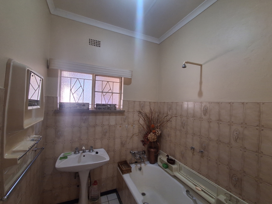 3 Bedroom Property for Sale in Stilfontein Ext 4 North West